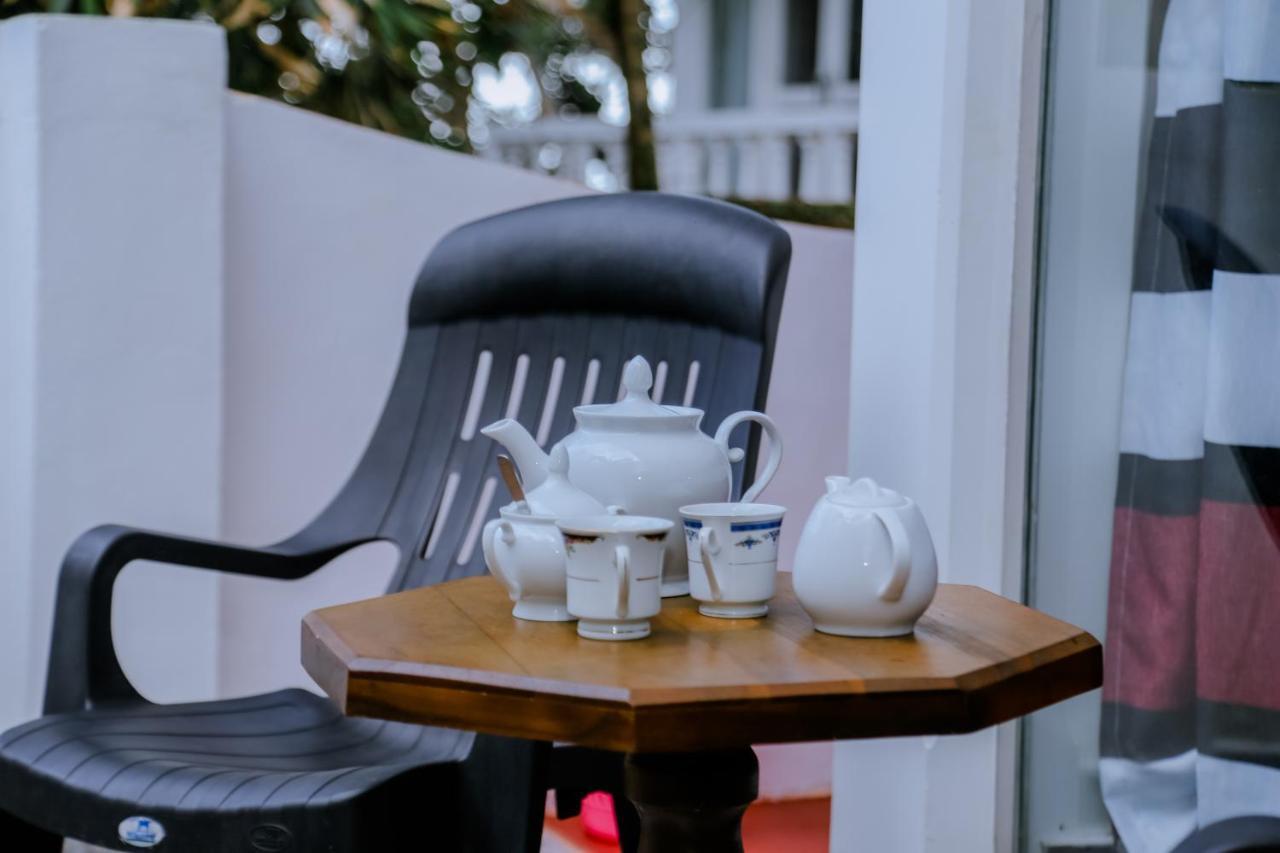 Sajana Ocean Hill Bed & Breakfast Мириса Екстериор снимка