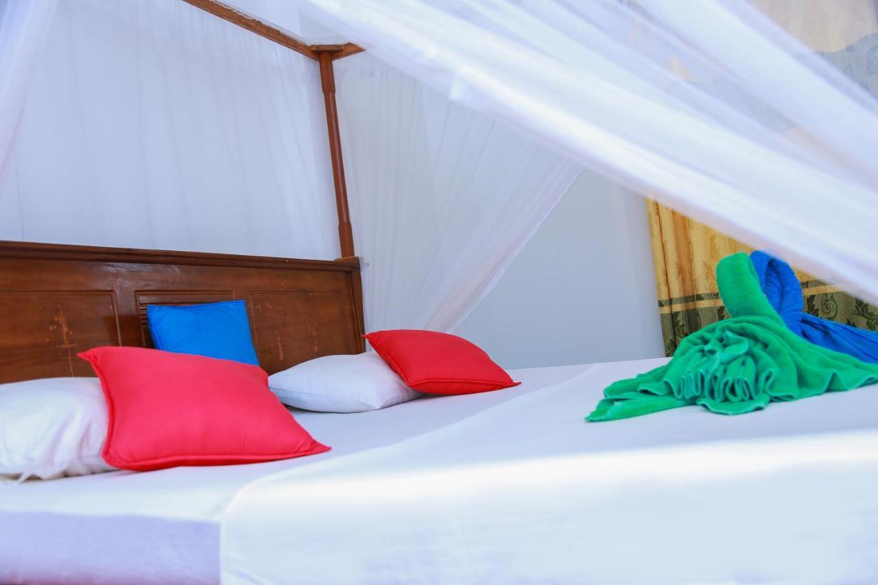 Sajana Ocean Hill Bed & Breakfast Мириса Екстериор снимка